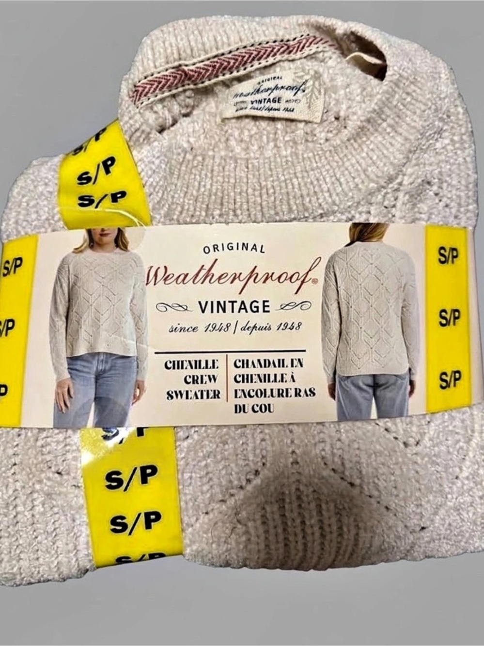Weatherproof Original Vintage Cable Crew Sweater Cable Knit Sweater in Cream